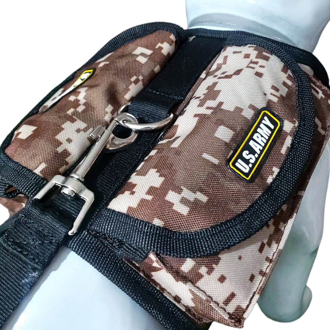 Pechera Con Bolsillos Camuflada Color Verde para perros pequeños